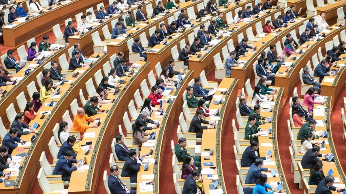 Vietnam to amend 8 articles of Constitution to support apparatus streamlining